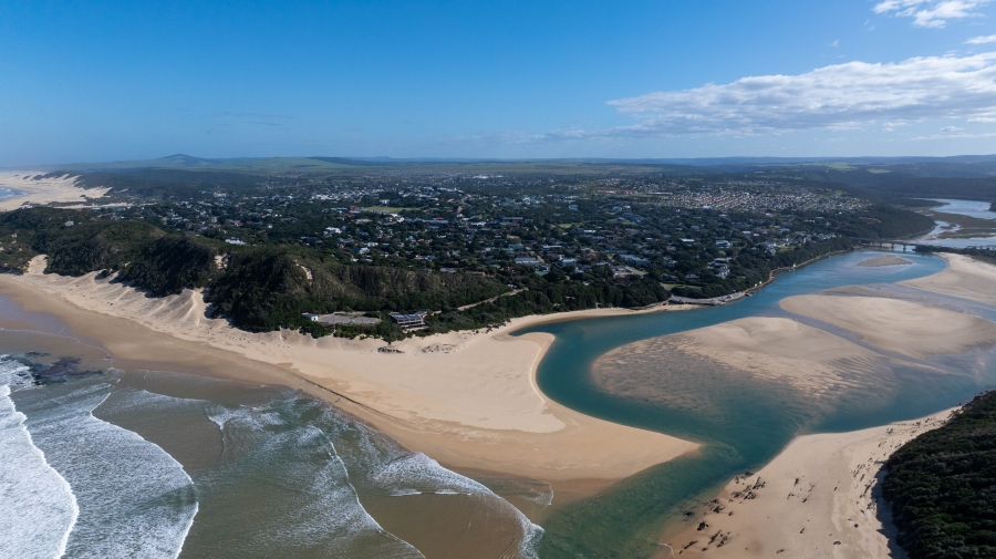 5 Bedroom Property for Sale in Kenton On Sea Eastern Cape